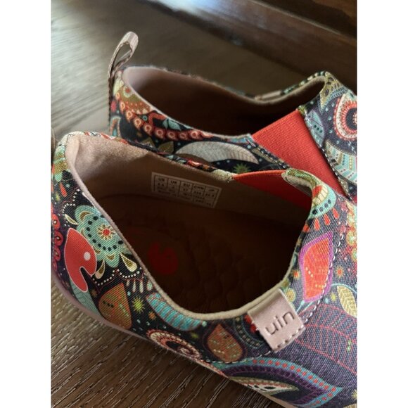 UIN Toledo Women's Canvas Loafer Slip On Shoes Leaves Pattern Size 6.5 - Picture 10 of 16